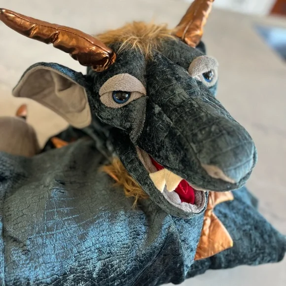 FAO Schwarz Dragon costume 5T - Picture 2 of 14